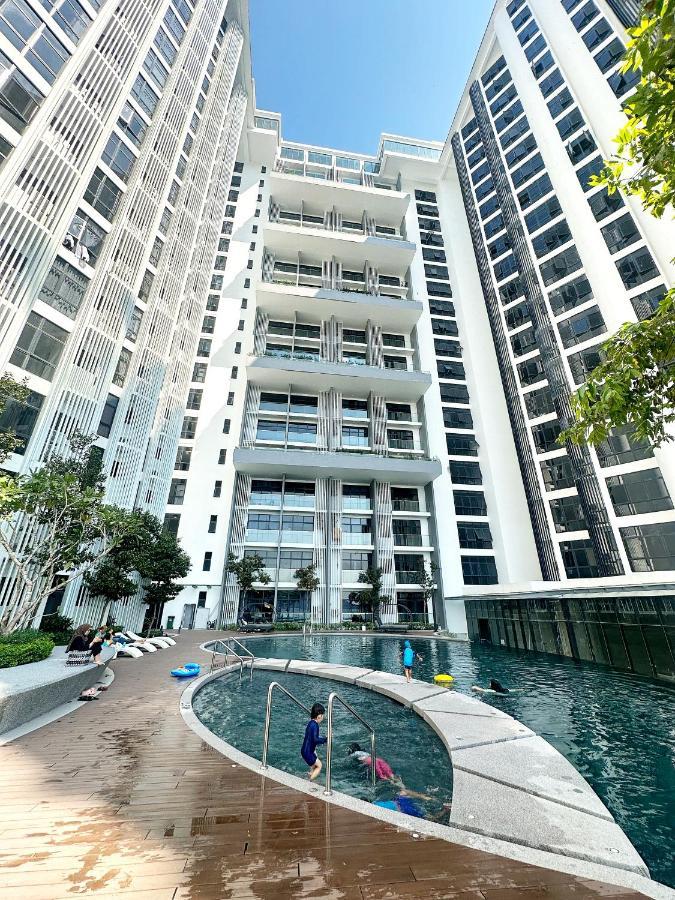 The Shore Centre By Lw * Kota Kinabalu